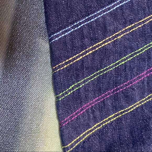 ❤️🌈 Purple Wash Denim Jean Jacket w/♥️🌈 embroidered Detail XS/Small Retro V… - Picture 5 of 8